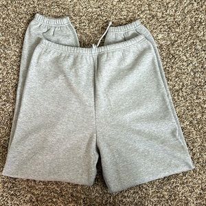 Skims heather grey sweatpants